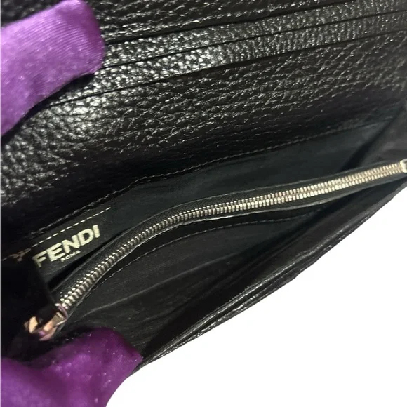 Fendi Blue Pebbled Leather Wallet with Elegant Design - Picture 9 of 11